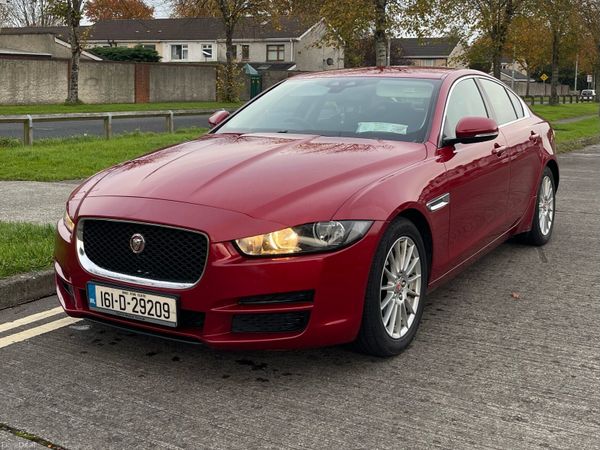 Jaguar XE Saloon, Diesel, 2016, Red