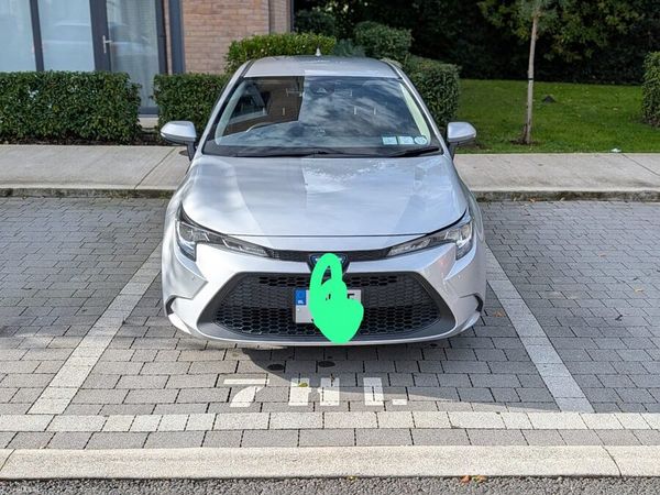 Toyota Corolla Estate, Petrol Hybrid, 2020, Silver