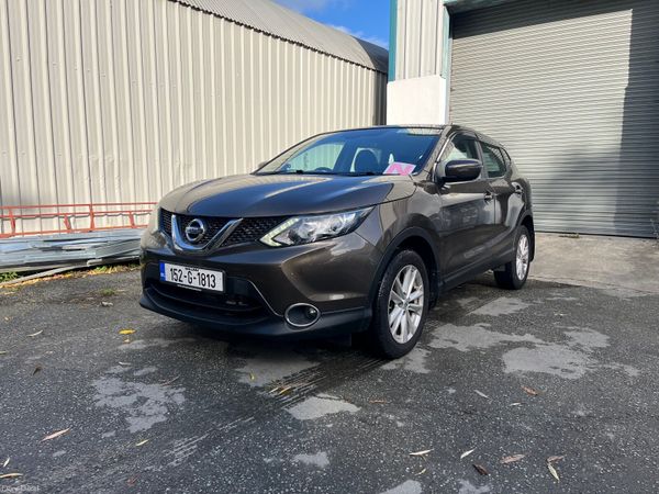Nissan Qashqai Hatchback, Petrol, 2015, Brown
