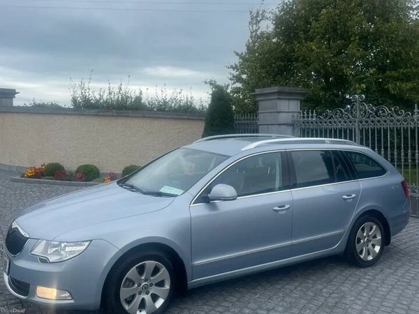Skoda Superb Estate, Diesel, 2011, Blue