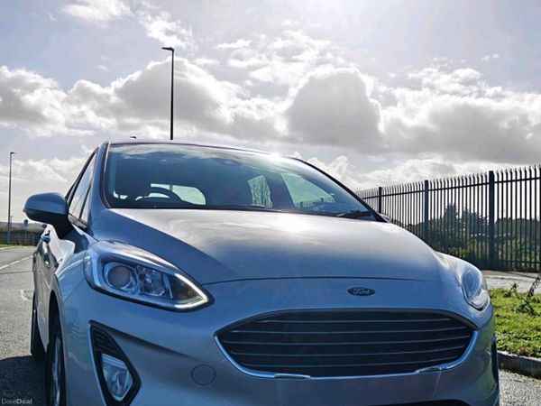 Ford Fiesta Hatchback, Petrol, 2019, Grey