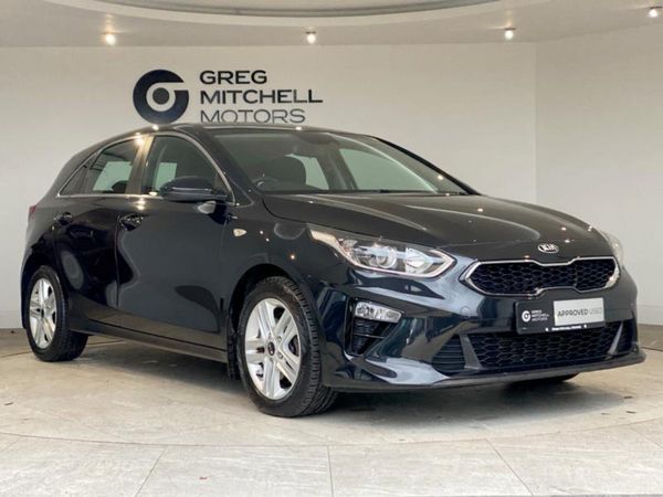 Kia Ceed Hatchback, Diesel Hybrid, 2021, Black