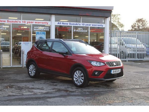 SEAT Arona Hatchback, Petrol, 2019, Red