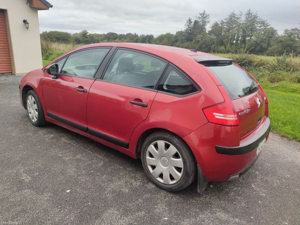Citroen C4 Hatchback, Diesel, 2010, Red