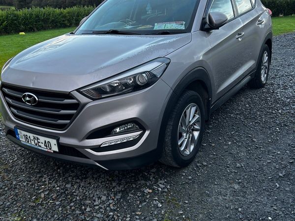 Hyundai Tucson SUV, Diesel, 2016, White