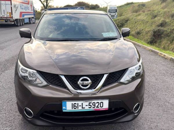 Nissan Qashqai Hatchback, Diesel, 2016, Bronze