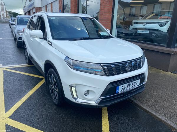 Suzuki Vitara SUV, Petrol, 2021, White