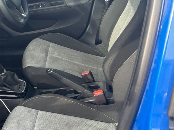 Opel Corsa Hatchback, Petrol, 2024, Blue