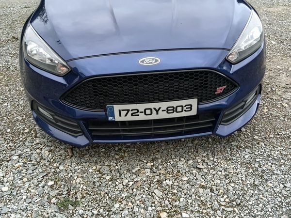 Ford Focus Hatchback, Diesel, 2017, Blue