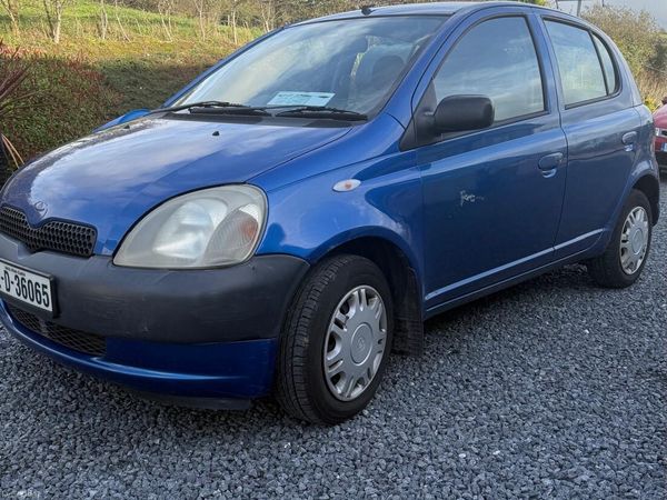 Toyota Yaris Hatchback, Petrol, 2002, Blue