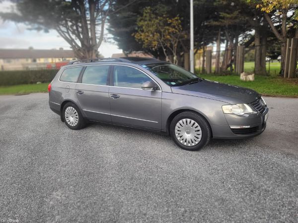 Volkswagen Passat Estate, Petrol, 2007, Grey