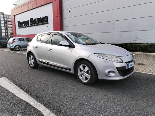 Renault Megane Hatchback, Diesel, 2012, Silver
