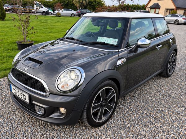 Mini Cooper Hatchback, Diesel, 2013, Grey