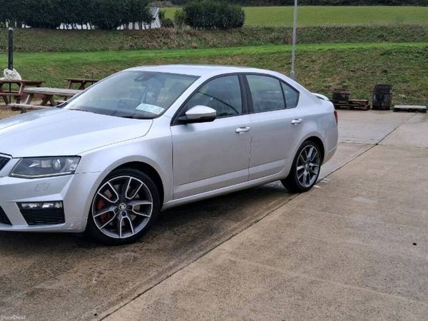 Skoda Octavia Hatchback, Diesel, 2014, Silver