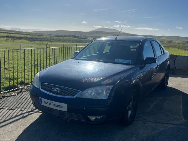 Ford Mondeo Hatchback, Petrol, 2007, Blue