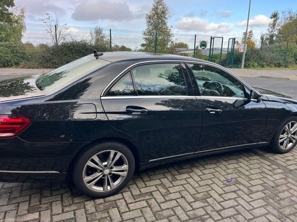 Mercedes-Benz E-Class Saloon, Diesel, 2013, Black