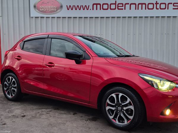 Mazda Mazda2 Hatchback, Diesel, 2015, Red