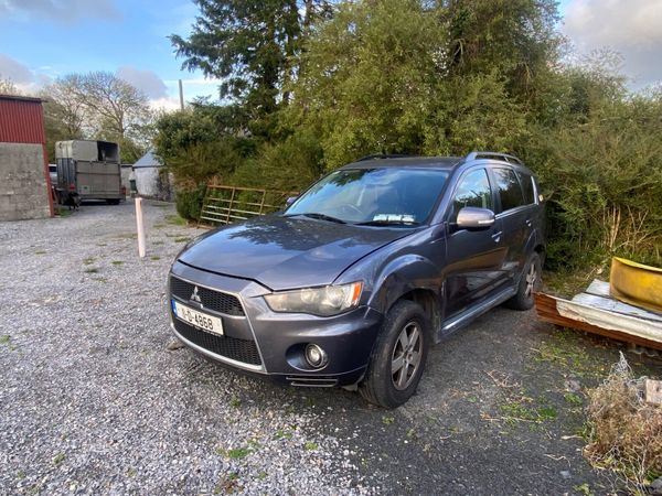 Mitsubishi Outlander SUV, Diesel, 2011, Grey