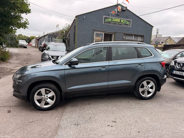 Skoda Karoq Estate/Jeep, Petrol, 2018, Grey