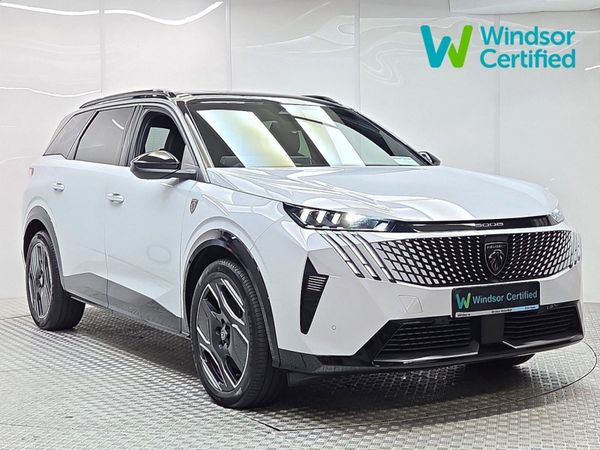 Peugeot 5008 SUV, Electric, 2025, White