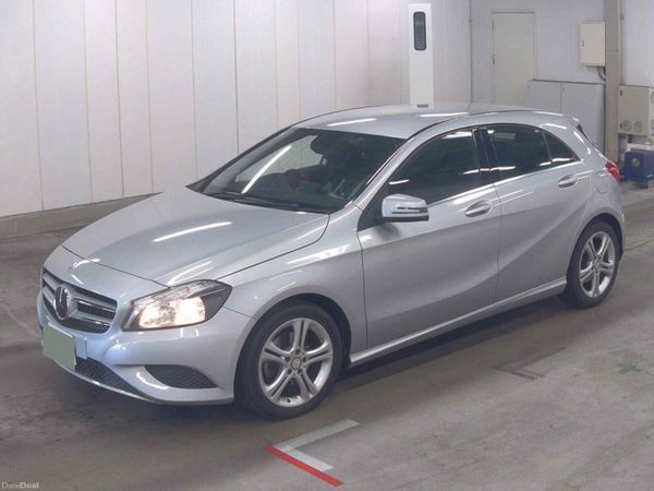 Mercedes-Benz A-Class Hatchback, Petrol, 2015, Silver