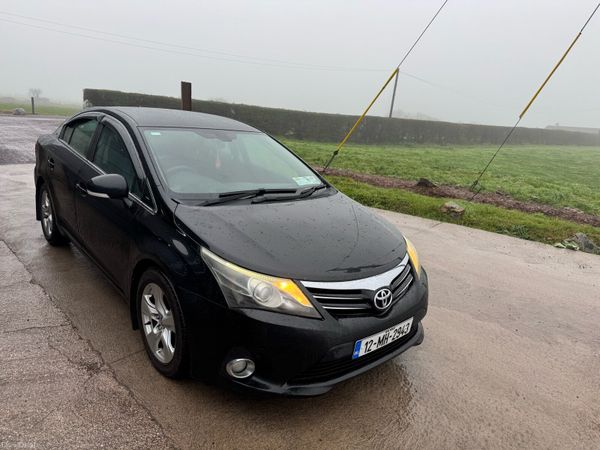 Toyota Avensis Saloon, Diesel, 2012, Black