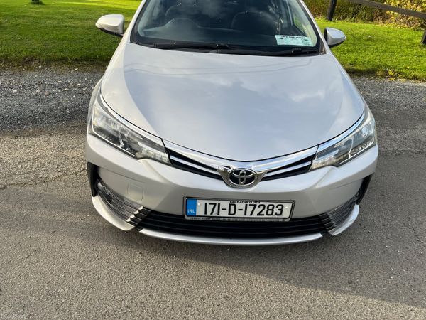 Toyota Corolla Saloon, Diesel, 2017, Grey