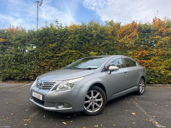 Toyota Avensis Saloon, Diesel, 2011, Grey