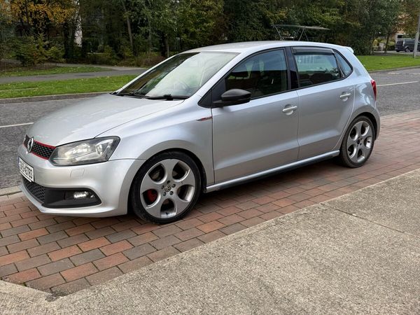 Volkswagen Polo Hatchback, Petrol, 2013, Silver