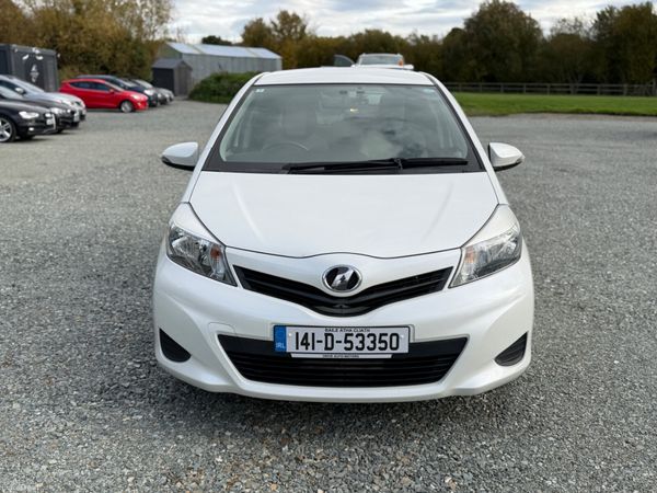 Toyota Vitz Hatchback, Petrol, 2014, White