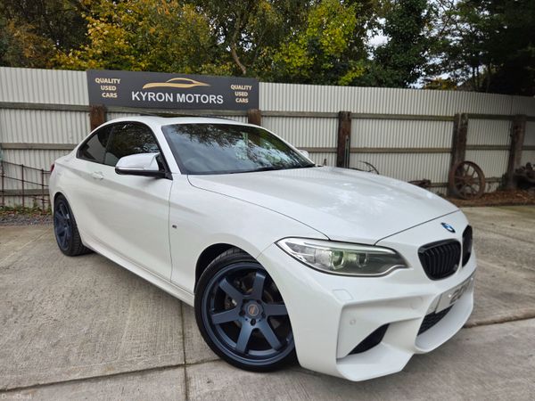 BMW 2-Series Coupe, Petrol, 2014, White