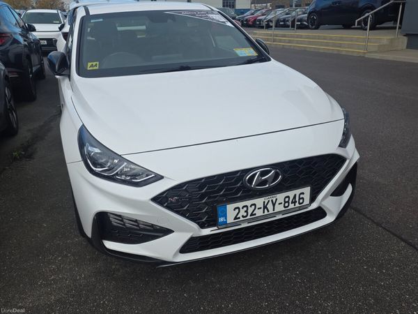 Hyundai i30 Hatchback, Petrol, 2023, White