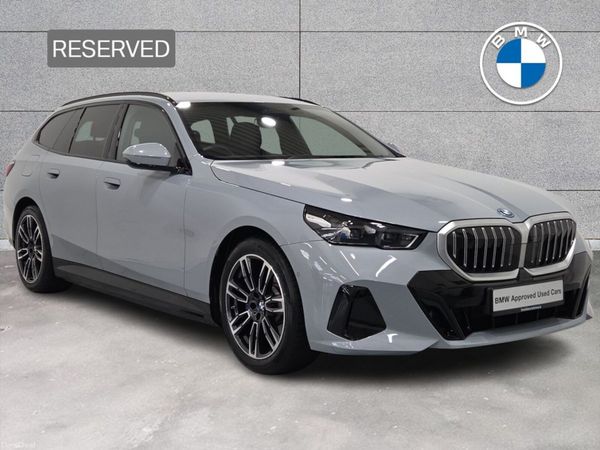 BMW 5-Series Estate, Petrol Plug-in Hybrid, 2026, Grey