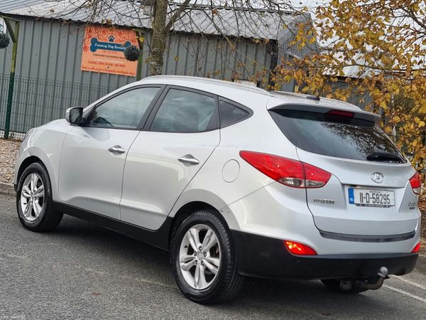 Hyundai ix35 SUV, Diesel, 2011, Silver