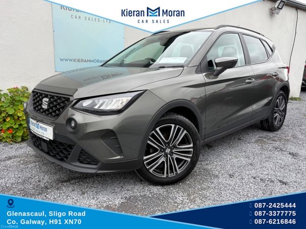 SEAT Arona Hatchback, Petrol, 2024, Green