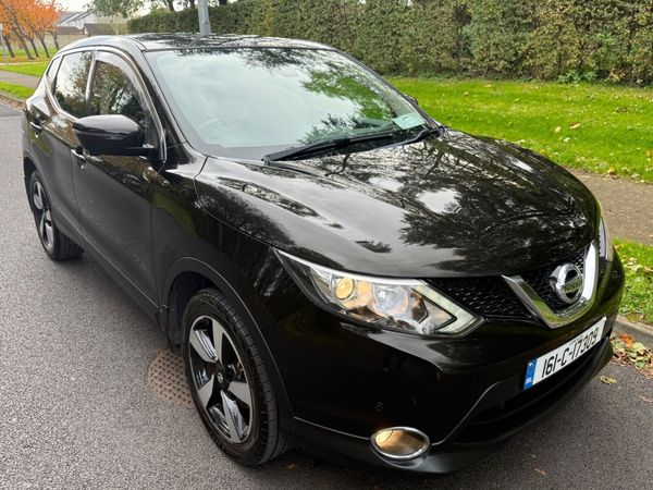 Nissan Qashqai Hatchback, Diesel, 2016, Black