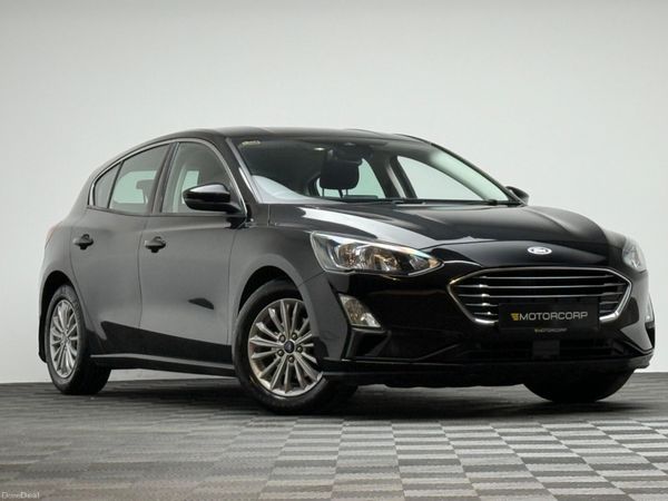 Ford Focus Hatchback, Petrol, 2020, Black