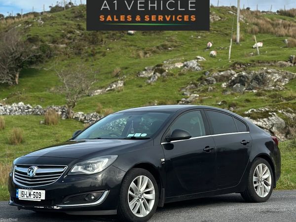 Vauxhall Insignia Hatchback, Diesel, 2015, Black