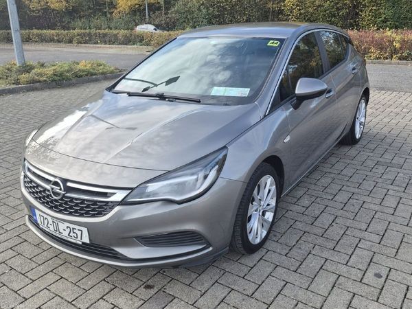 Opel Astra Hatchback, Diesel, 2017, Grey