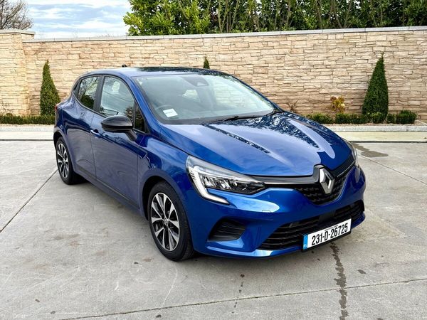Renault Clio Hatchback, Petrol, 2023, Blue