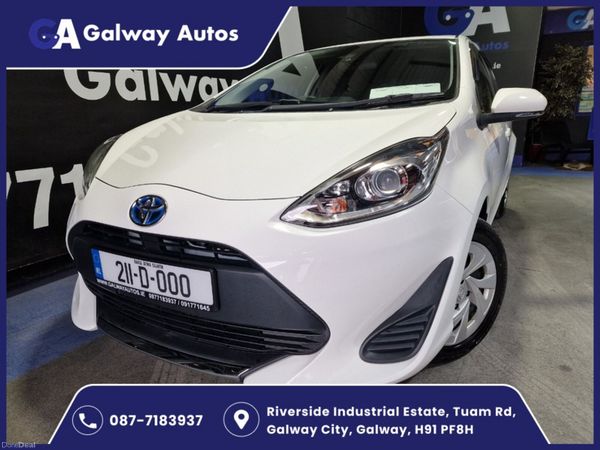 Toyota Aqua Hatchback, Petrol Hybrid, 2021, White