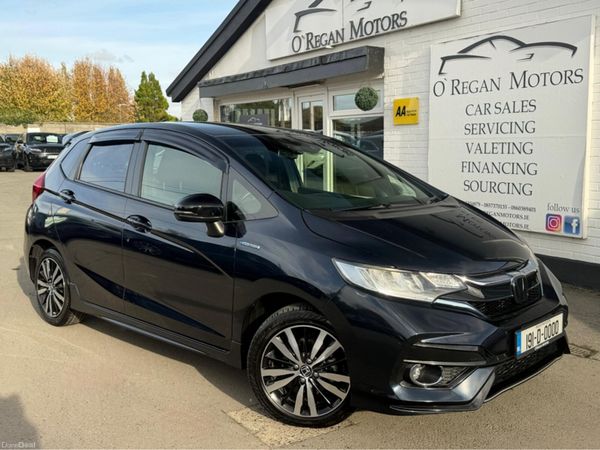 Honda Fit Hatchback, Petrol Hybrid, 2019, Blue