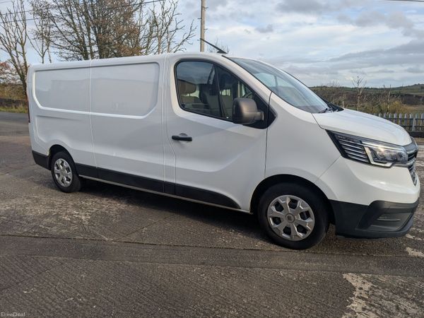 Renault Trafic Van, Diesel, 2023, White