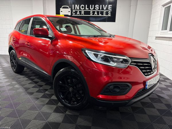 Renault Kadjar SUV, Petrol, 2022, Red