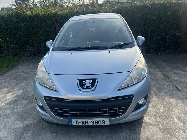 Peugeot 207 Hatchback, Diesel, 2011, Blue