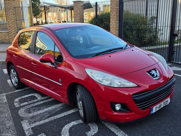 Peugeot 207 Hatchback, Petrol, 2011, Red