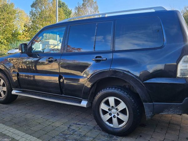 Mitsubishi Pajero SUV, Diesel, 2008, Black