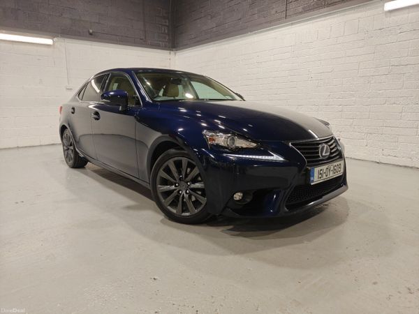 Lexus IS Saloon, Petrol Hybrid, 2015, Blue