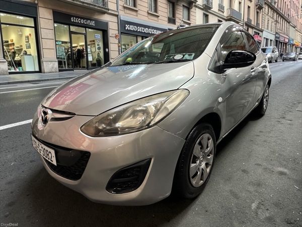 Mazda Demio MPV, Petrol, 2013, Grey