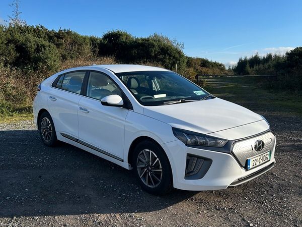 Hyundai IONIQ Hatchback, Electric, 2022, White
